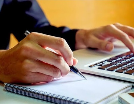 إعداد وكتابة التقارير والمراسلات الادارية